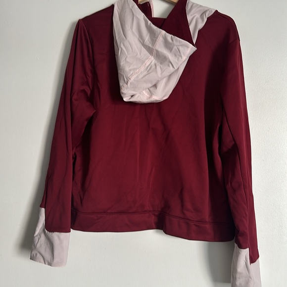 GUC Loose fitting Under Armour Sweatshirt - Picture 4 of 6